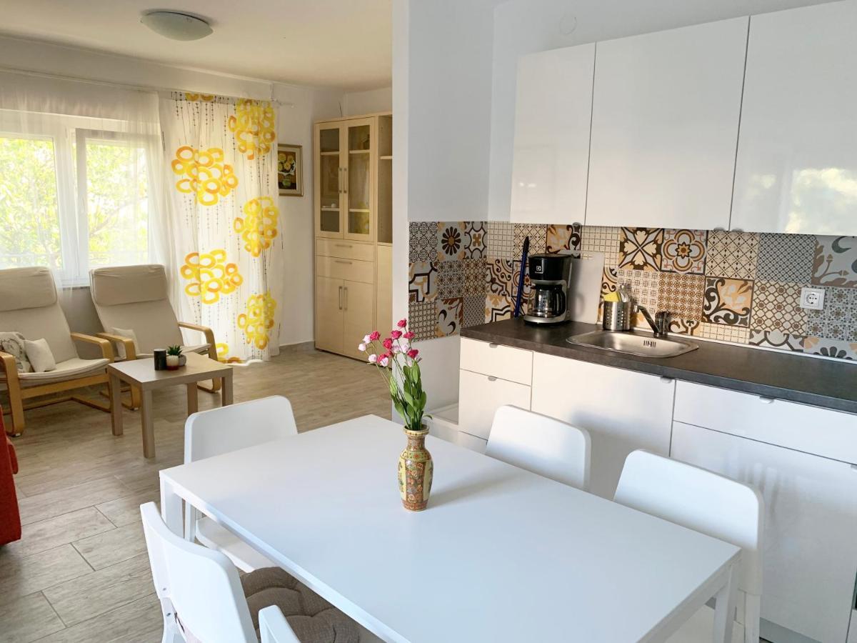 Apartment Gardenview - New! Krk Town Eksteriør bilde
