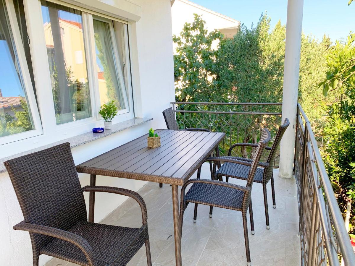 Apartment Gardenview - New! Krk Town Eksteriør bilde