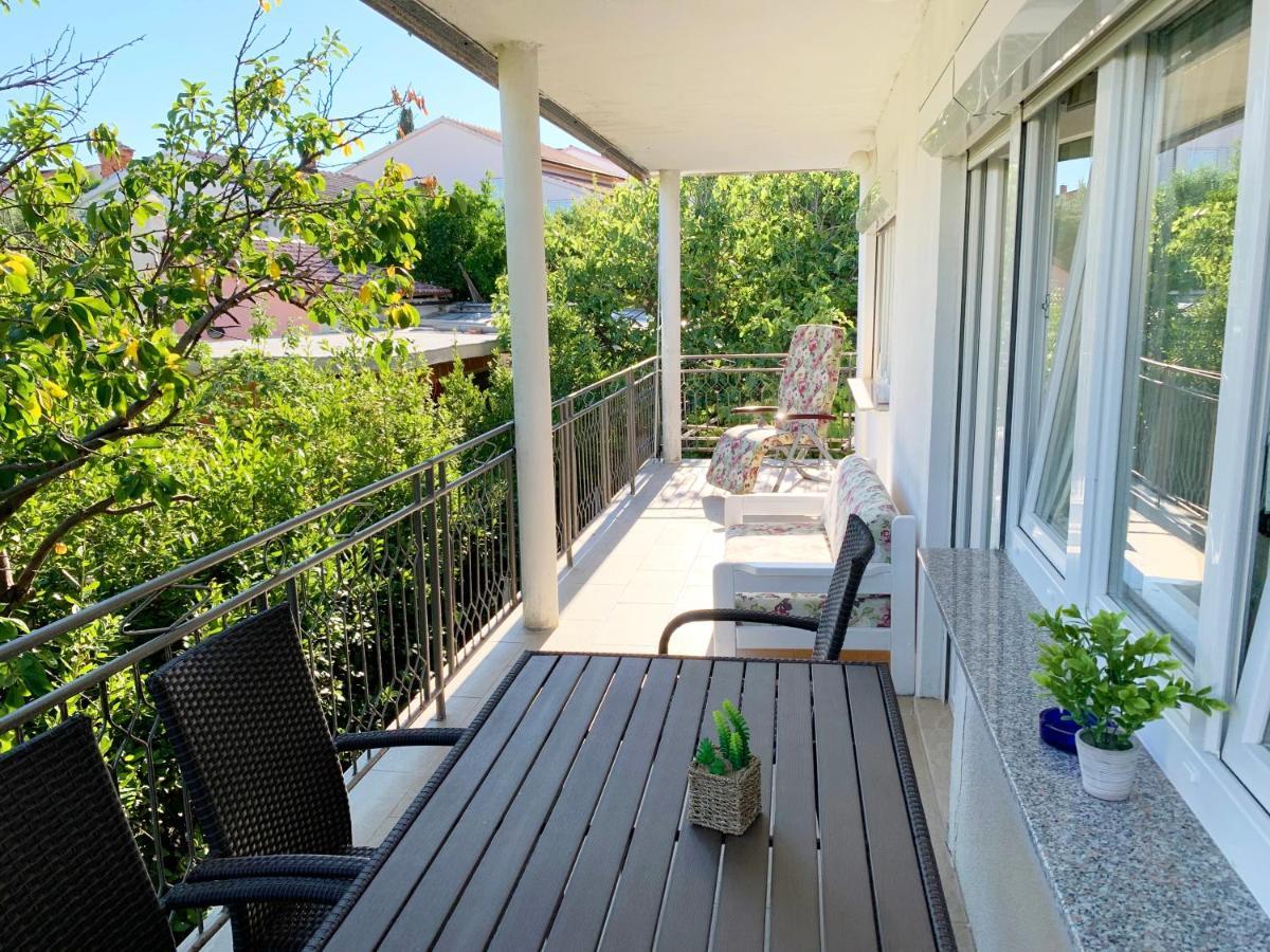Apartment Gardenview - New! Krk Town Eksteriør bilde