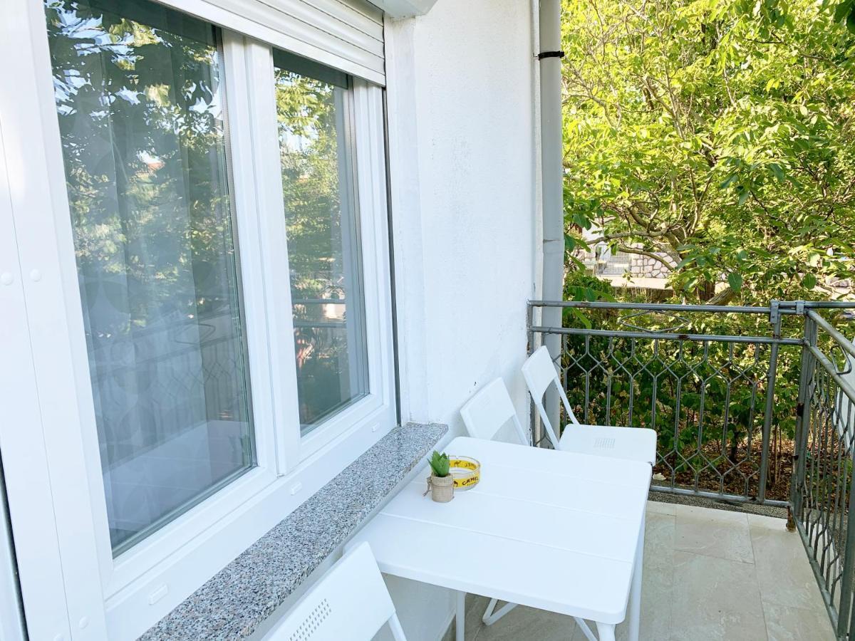 Apartment Gardenview - New! Krk Town Eksteriør bilde
