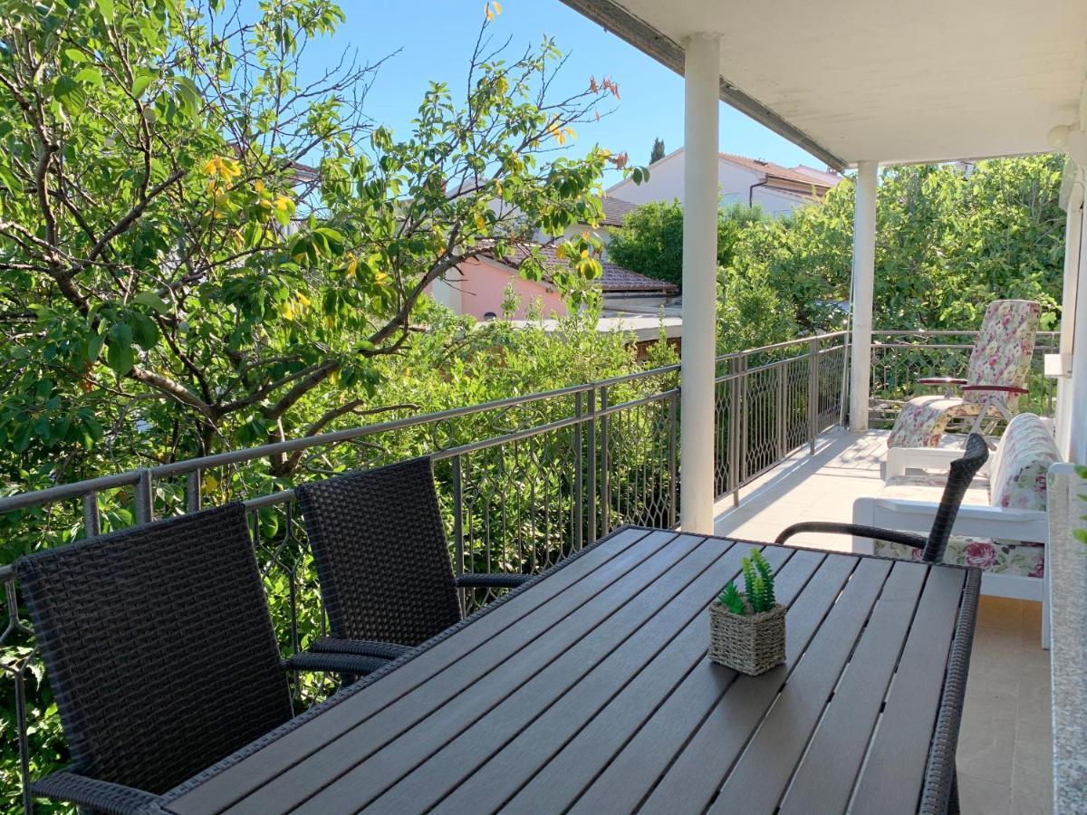 Apartment Gardenview - New! Krk Town Eksteriør bilde